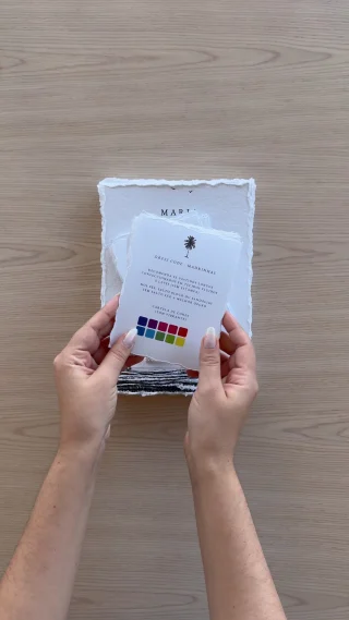 Instagram post from pontoepapel. This post is in position 5.